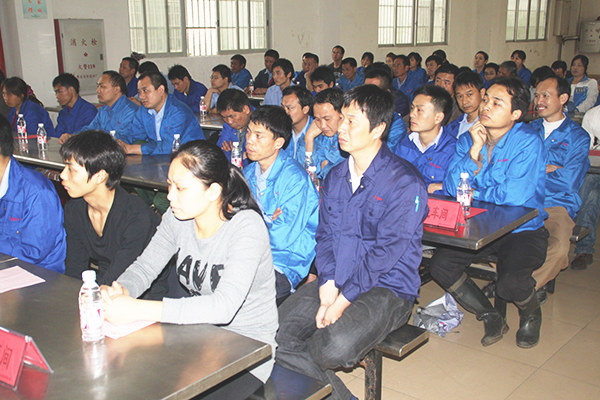 2012年3月1日，潔麗管理升級動員大會召開