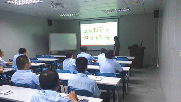 正睿咨詢(xún)金濤老師對(duì)天行健管理者培訓(xùn)《全員業(yè)績(jī)管理》