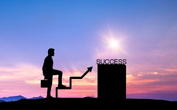 員工培訓(xùn)與發(fā)展：打造高效能團(tuán)隊(duì)的關(guān)鍵！