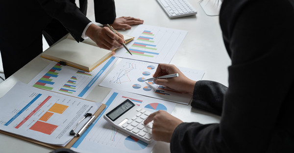 薪酬體系設(shè)計(jì)：構(gòu)建公平、激勵(lì)性的薪酬體系