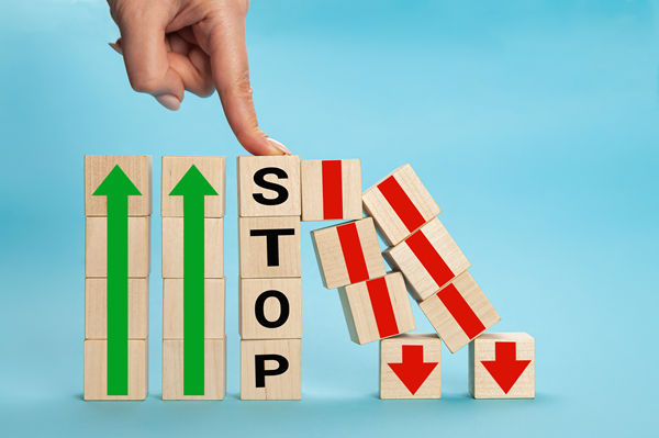 智能決策：利用數(shù)據(jù)驅(qū)動策略，提升企業(yè)管理效能