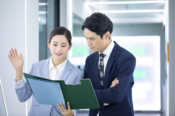 科學(xué)薪酬體系：激勵(lì)員工，提升績效的關(guān)鍵策略