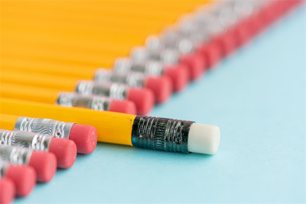 創(chuàng)意驅(qū)動(dòng)，情感共鳴：品牌營銷的致勝之道