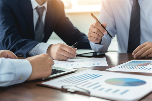 如何在快速變化的市場(chǎng)中精準(zhǔn)定位企業(yè)戰(zhàn)略方向？