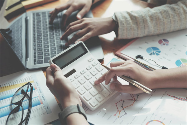 面對經(jīng)濟新常態(tài)，企業(yè)如何靈活調(diào)整預(yù)算策略？