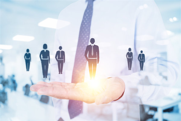 人才盤點的重要性：如何精準識別并培養(yǎng)未來領(lǐng)導(dǎo)者？