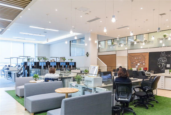 多元化與包容性文化：HR如何推動職場環(huán)境優(yōu)化？