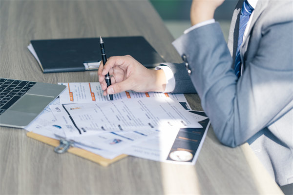 企業(yè)在招聘過程中，如何確保公平性與多樣性并存？