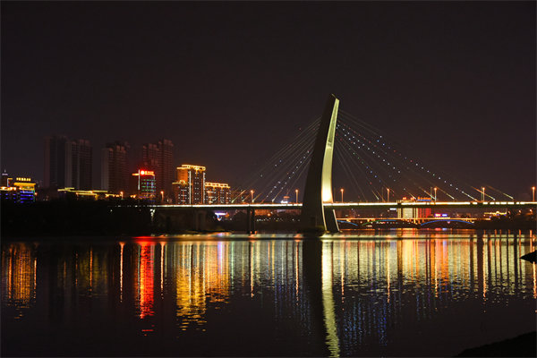 贛州企業(yè)面臨市場(chǎng)挑戰(zhàn)，管理咨詢有何應(yīng)對(duì)策略？