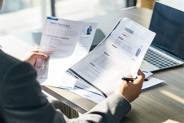 招聘過程中，如何平衡能力與潛力，篩選最佳候選人？