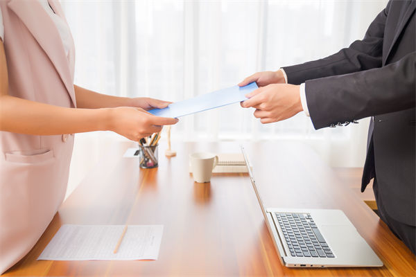 招聘過程中，如何平衡能力與潛力，篩選最佳候選人？