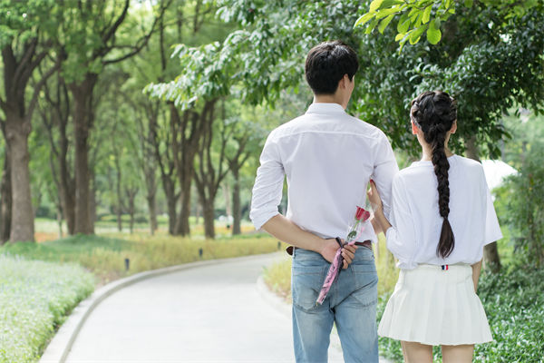 廣東一公司發(fā)錢鼓勵(lì)員工談戀愛，品牌營銷怎么看？