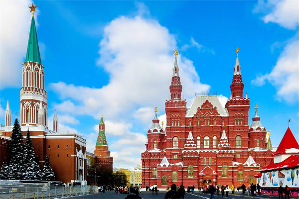 中國(guó)消費(fèi)者開(kāi)始擁抱俄貨，國(guó)內(nèi)制造業(yè)怎么應(yīng)對(duì)？