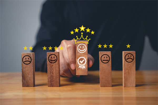 多元化團(tuán)隊(duì)管理中，如何促進(jìn)員工之間的協(xié)作與融合？