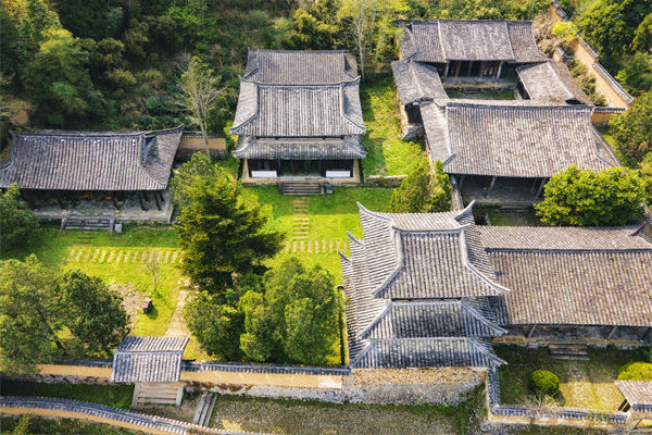 麗水績效咨詢公司如何為企業(yè)定制高效績效評估？