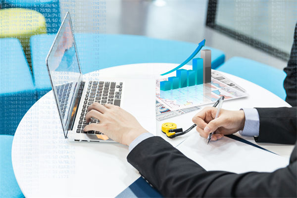 大數(shù)據(jù)與AI如何助力企業(yè)實(shí)現(xiàn)精準(zhǔn)預(yù)算分析與預(yù)測(cè)？