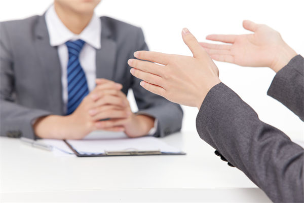 揭秘！看看企業(yè)高級HR是如何玩轉(zhuǎn)人才爭奪大戰(zhàn)的？