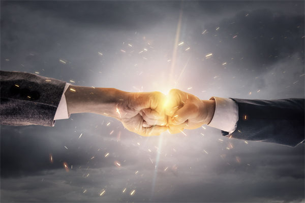 競(jìng)爭(zhēng)對(duì)手策略多變，企業(yè)戰(zhàn)略管理如何調(diào)整以應(yīng)對(duì)挑戰(zhàn)？