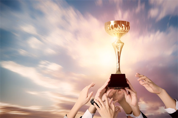 績效與薪酬脫鉤，薪酬咨詢?nèi)绾沃厮芨咝Ъ钸B接機(jī)制？