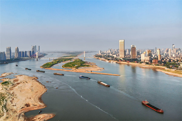 企業(yè)如何借助南昌營(yíng)銷咨詢公司提升品牌影響力和市場(chǎng)份額？