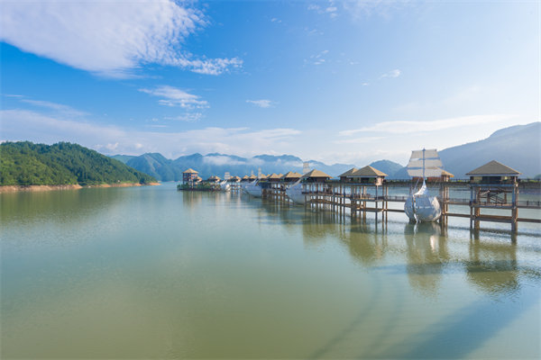 麗水戰(zhàn)略咨詢公司如何為企業(yè)量身定制破局發(fā)展戰(zhàn)略？