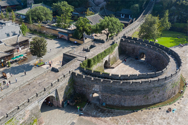 臺州精益生產(chǎn)咨詢公司怎樣幫企業(yè)降低生產(chǎn)成本、提升效益？