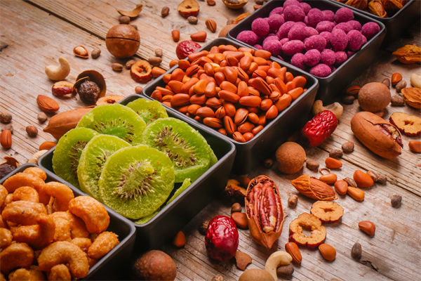 品牌營(yíng)銷分析：第一批開(kāi)零食店的人，賺夠千萬(wàn)離場(chǎng)了