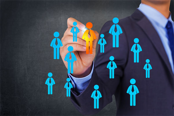 員工敬業(yè)度持續(xù)走低，人力資源怎樣精準(zhǔn)激活團(tuán)隊(duì)動(dòng)能？