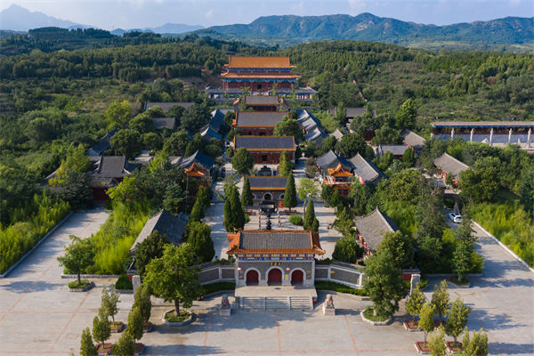 企業(yè)計(jì)劃年年空轉(zhuǎn)？煙臺(tái)年度經(jīng)營(yíng)咨詢?nèi)绾巫屇繕?biāo)從模糊變可落地？