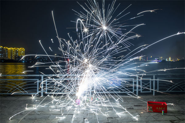 精益生產(chǎn)分析：湖南一花炮廠爆炸，現(xiàn)場升起蘑菇云