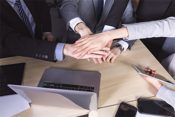 年度經(jīng)營(yíng)計(jì)劃目標(biāo)宏大，執(zhí)行時(shí)為何總?cè)迸R門一腳？