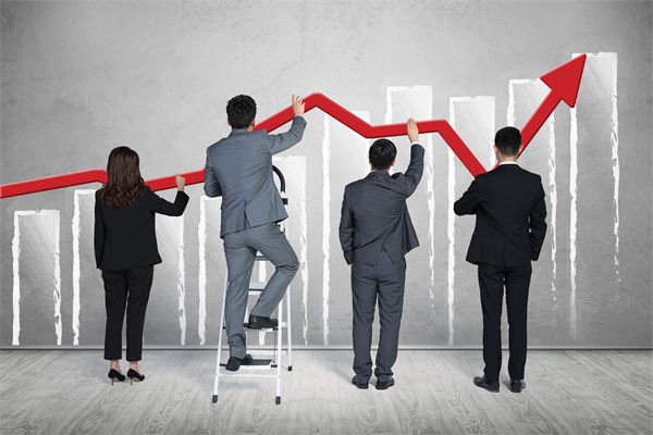 半年經(jīng)濟(jì)大考成績單透露哪些信號(hào)？企業(yè)有何啟示？