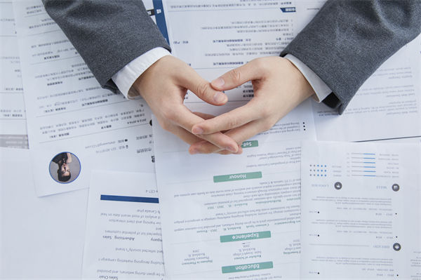 招聘流程看似高效規(guī)范，招來的人卻總是與需求錯位？