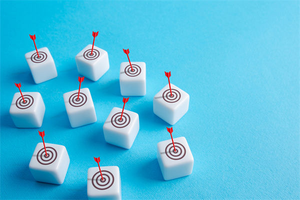 白酒遇冷，集體“降度”，關(guān)聯(lián)企業(yè)有何營(yíng)銷啟示？