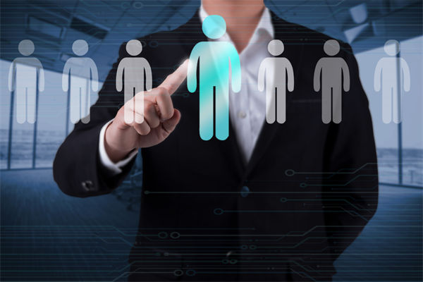 中紀(jì)委：公職人員禁止干6類副業(yè)，人力資源怎么看？