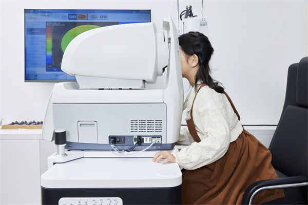 制造業(yè)管理：電子產(chǎn)品“防藍(lán)光”功能真能護(hù)眼嗎？