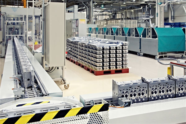 中小企業(yè)應(yīng)用精益生產(chǎn)，面臨哪些特殊挑戰(zhàn)與機(jī)遇？