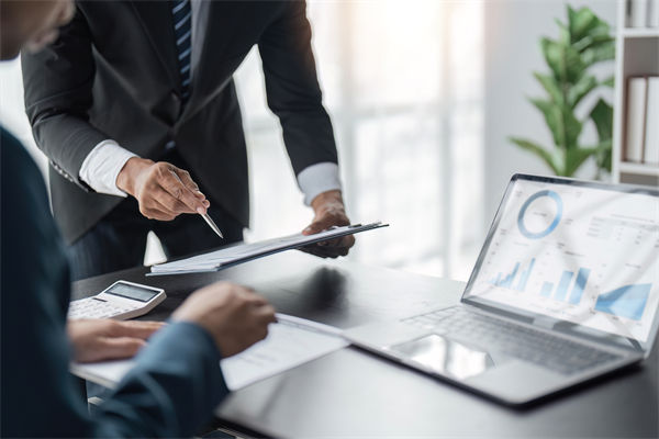 戰(zhàn)略咨詢公司，如何助力企業(yè)設(shè)計(jì)并落地商業(yè)模式？